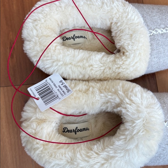 NWT Dearfoams slippers - Picture 2 of 6